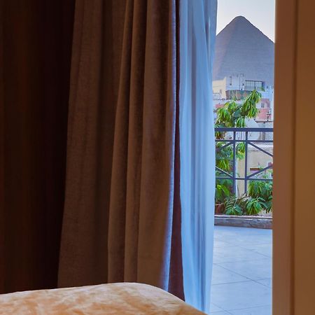 King Khufu Pyramids View Hotel Kafrat al Jabal Bilik gambar